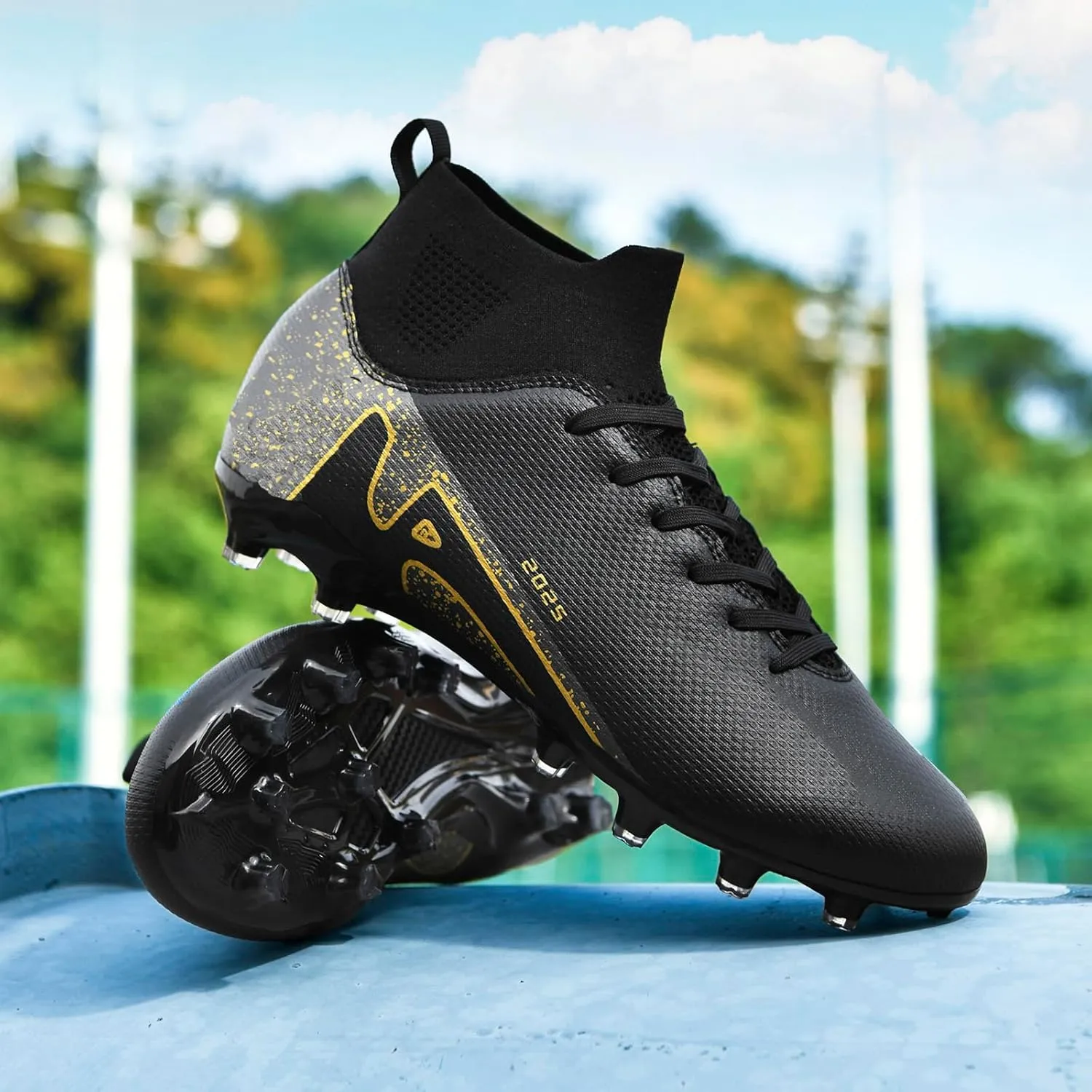 Boys' and Girls' Soccer Shoes TF Training Shoe Breathable, Anti Slip, Lightweight Sports Cleats for Boys and Girls' Football Suitable for Artificial Grass