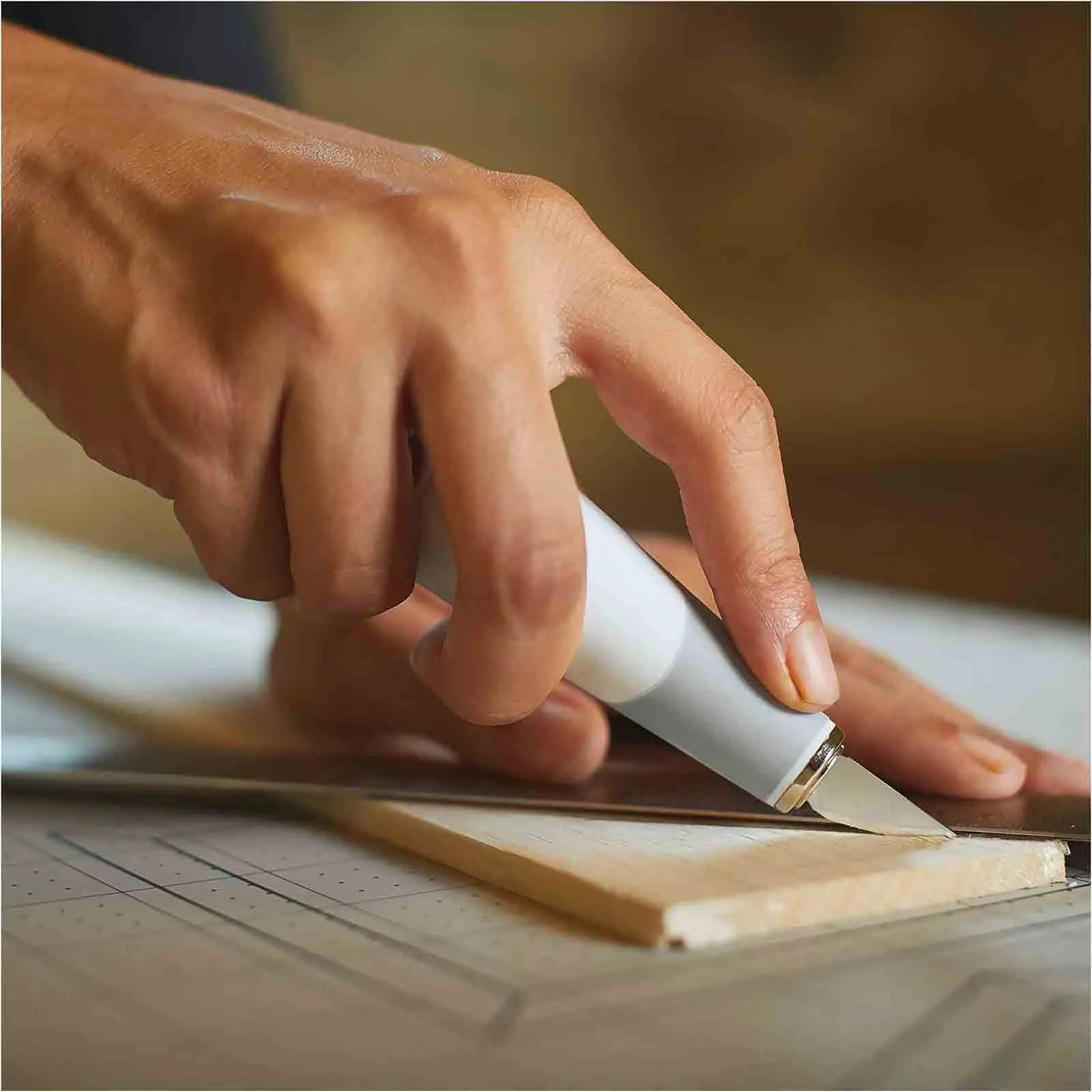 Fiskars 165100-1002 Heavy-duty Easy Change Detail Knife